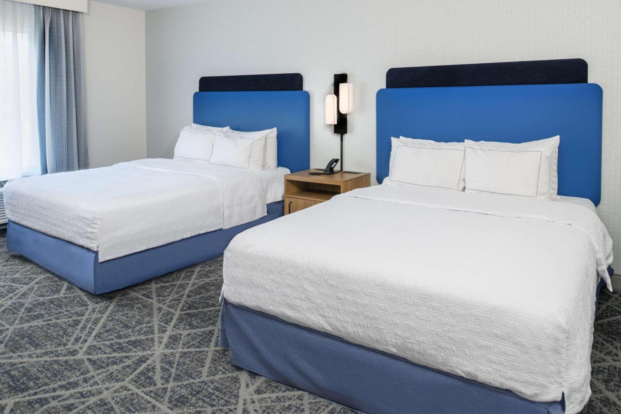 Hampton Inn By Hilton St Louis Airport 伍德森特瑞斯 外观 照片
